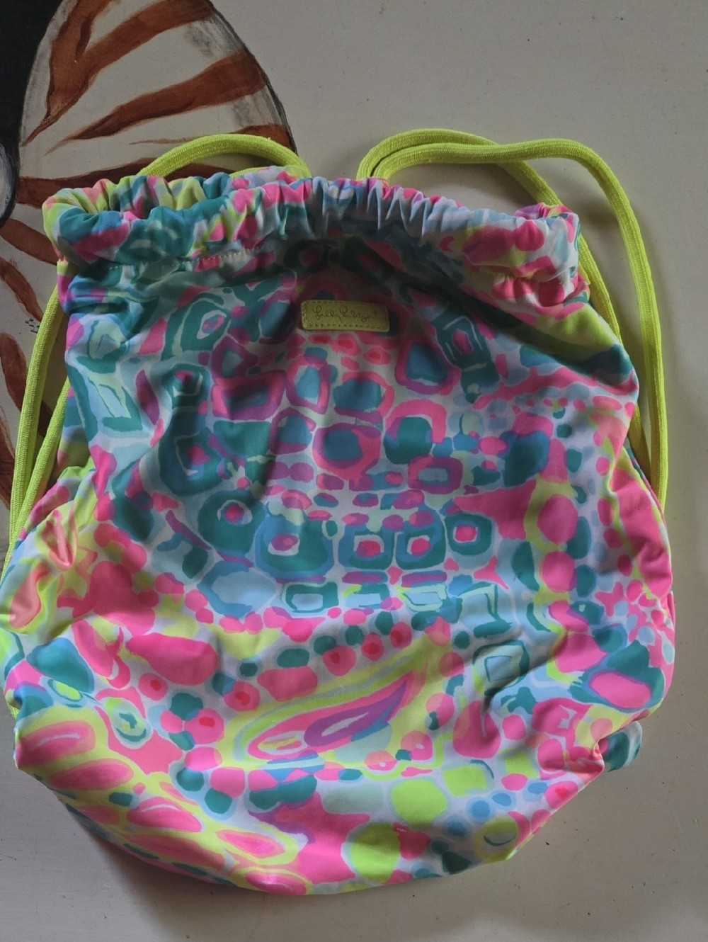 Lilly Pulitzer Cinch Beach Backpack In Come Out Of Your Shell Print